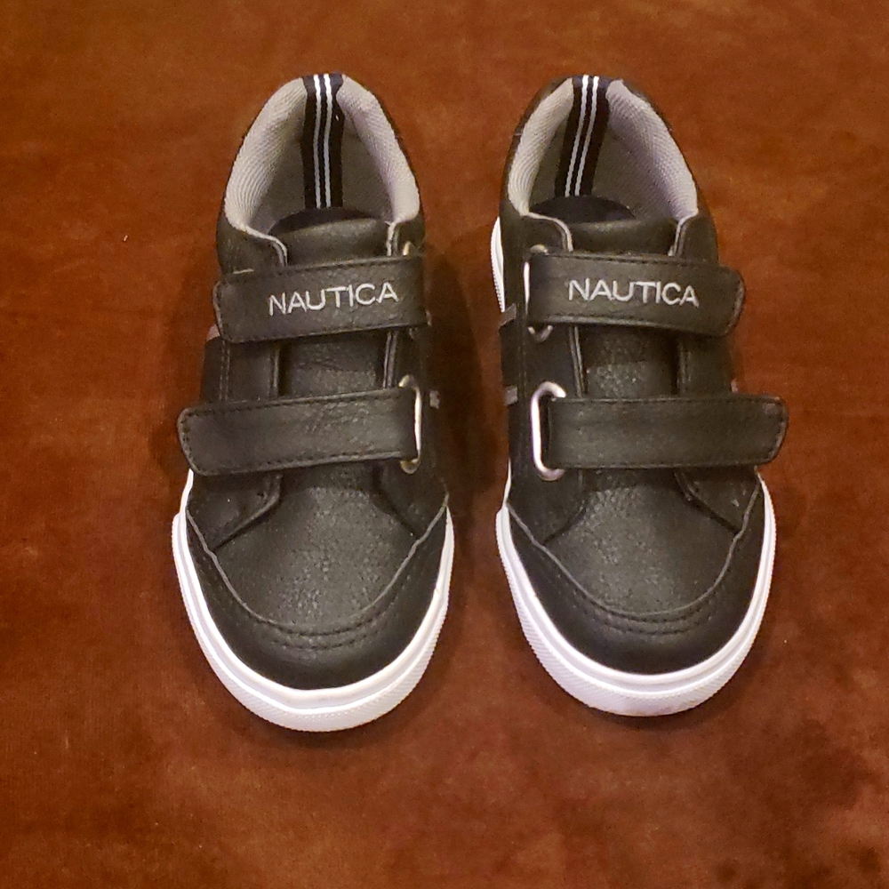 Boys Nautica Hull Velcro Close Sneakers